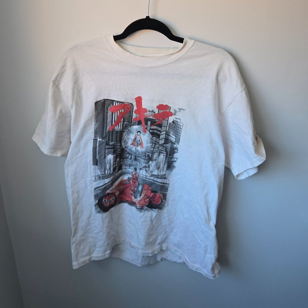 Akira tee